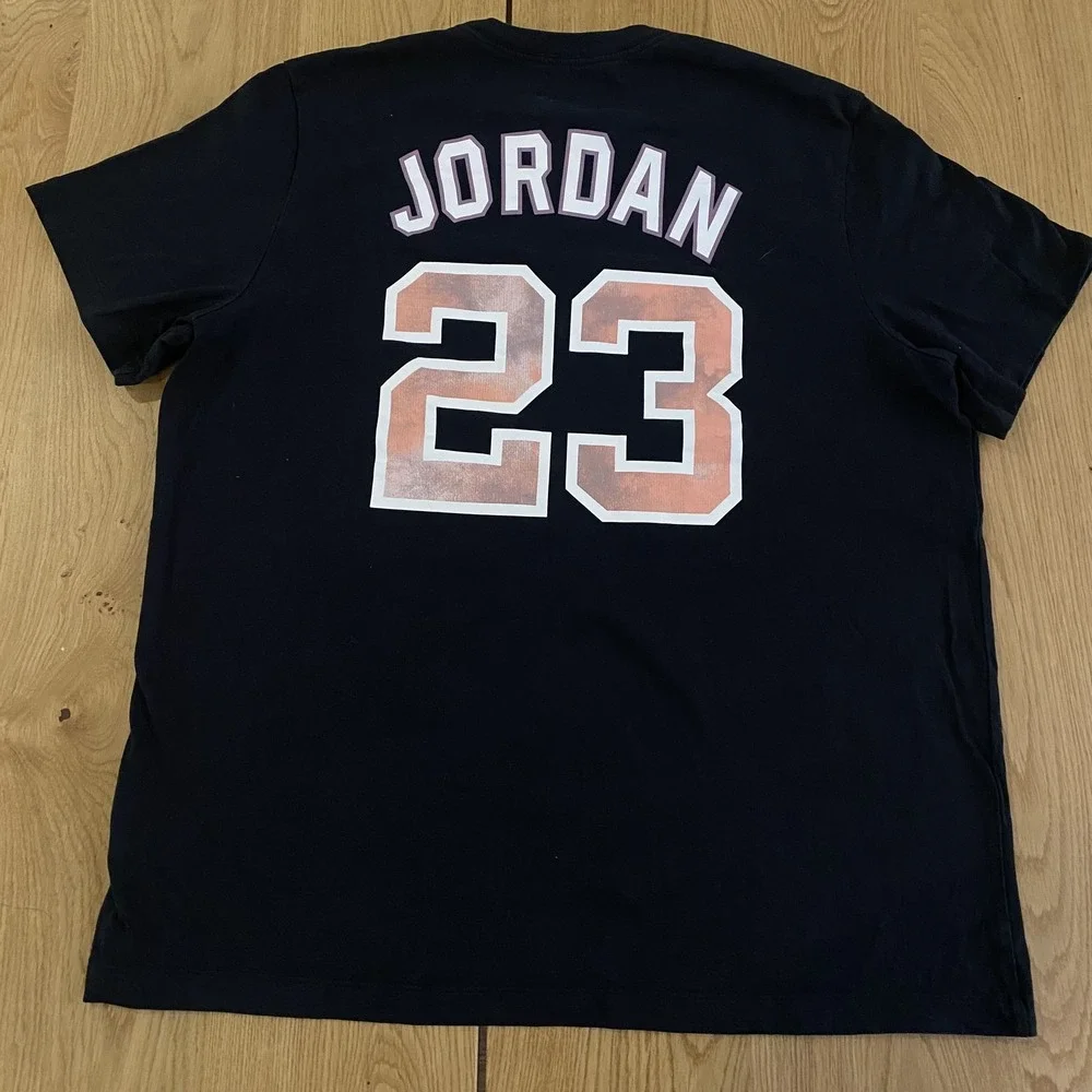 Jordan DNA jumpman t-shirt men's X-large black, short sleeves 23 Chicago